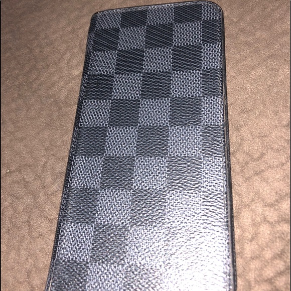 Louis Vuitton IPhone 6/7plus - Picture 1 of 6